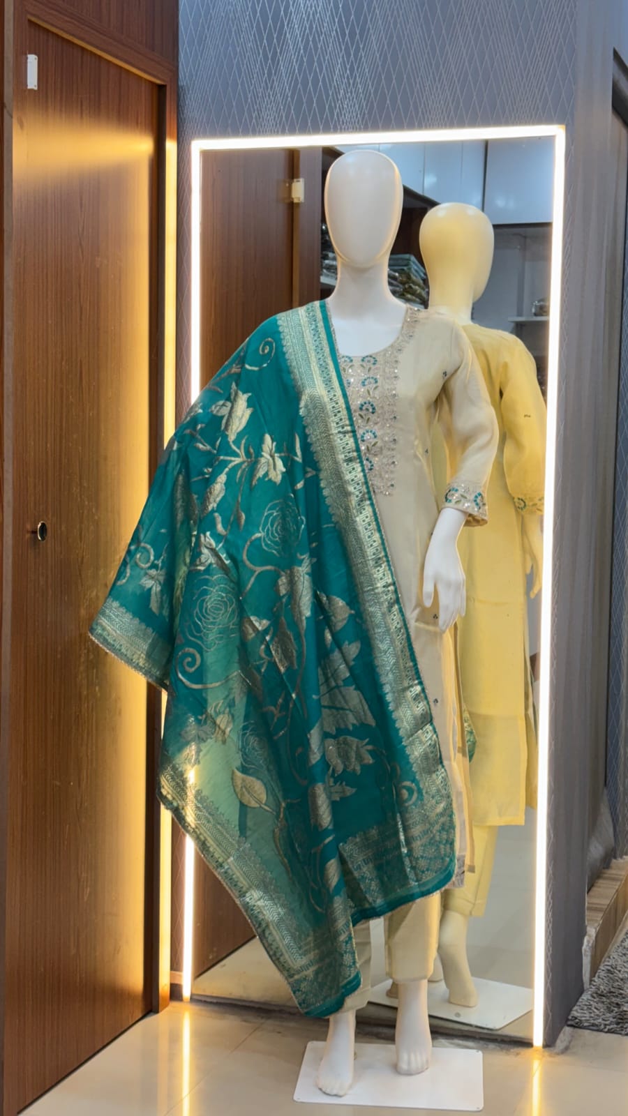 PARTY WEAR DRESS