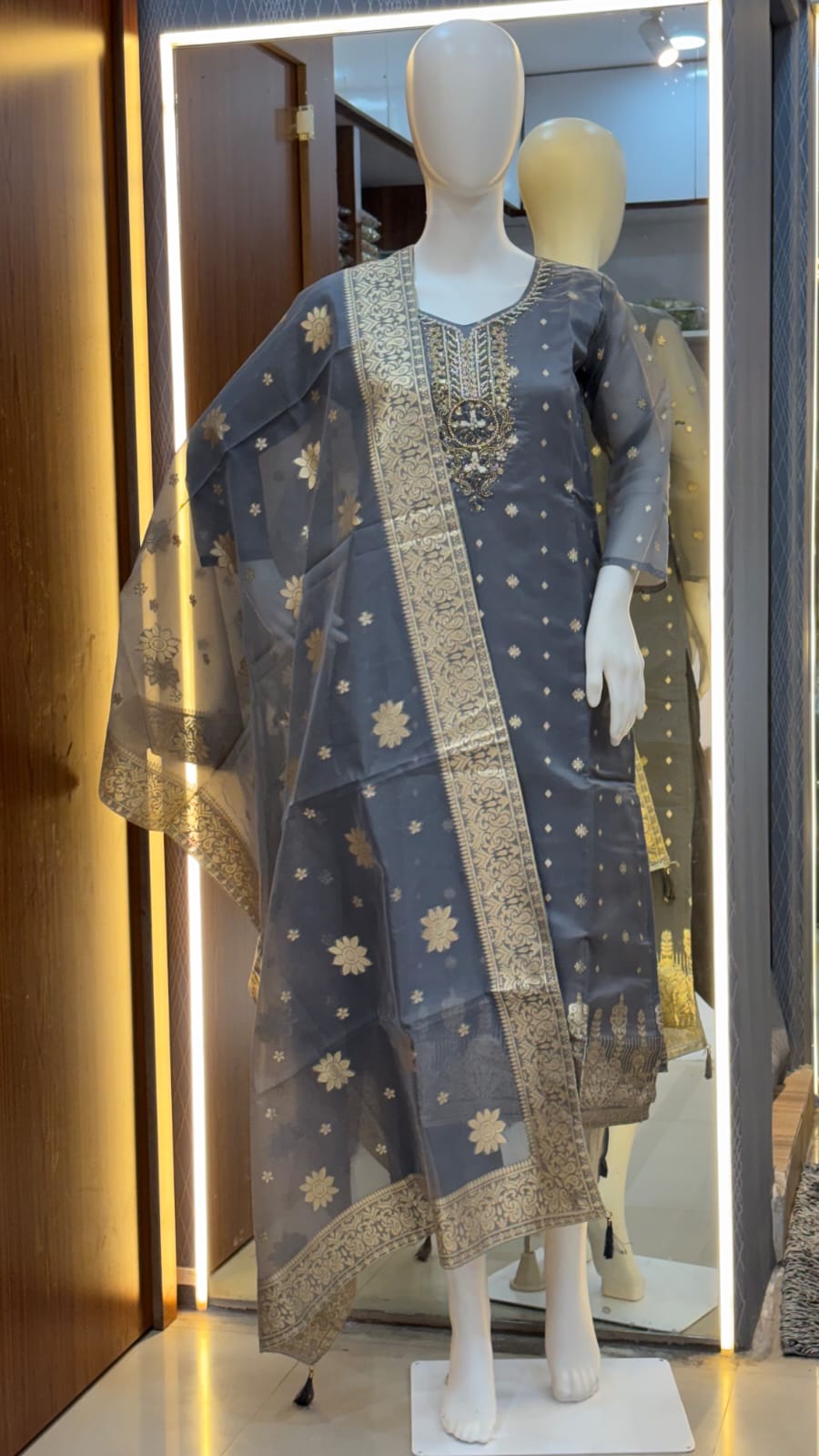 PARTY WEAR DRESS