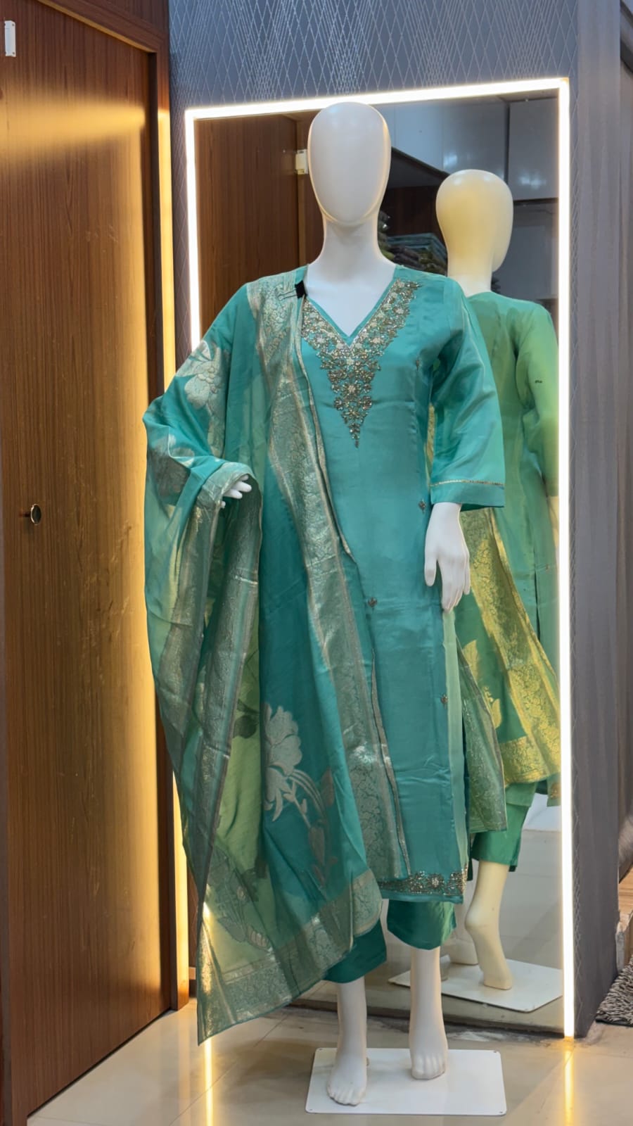 PARTY WEAR DRESS